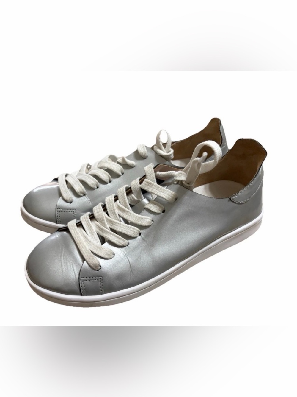 SCHUTZ glossy silver Leather Low-Top women’s Sneakers size 8